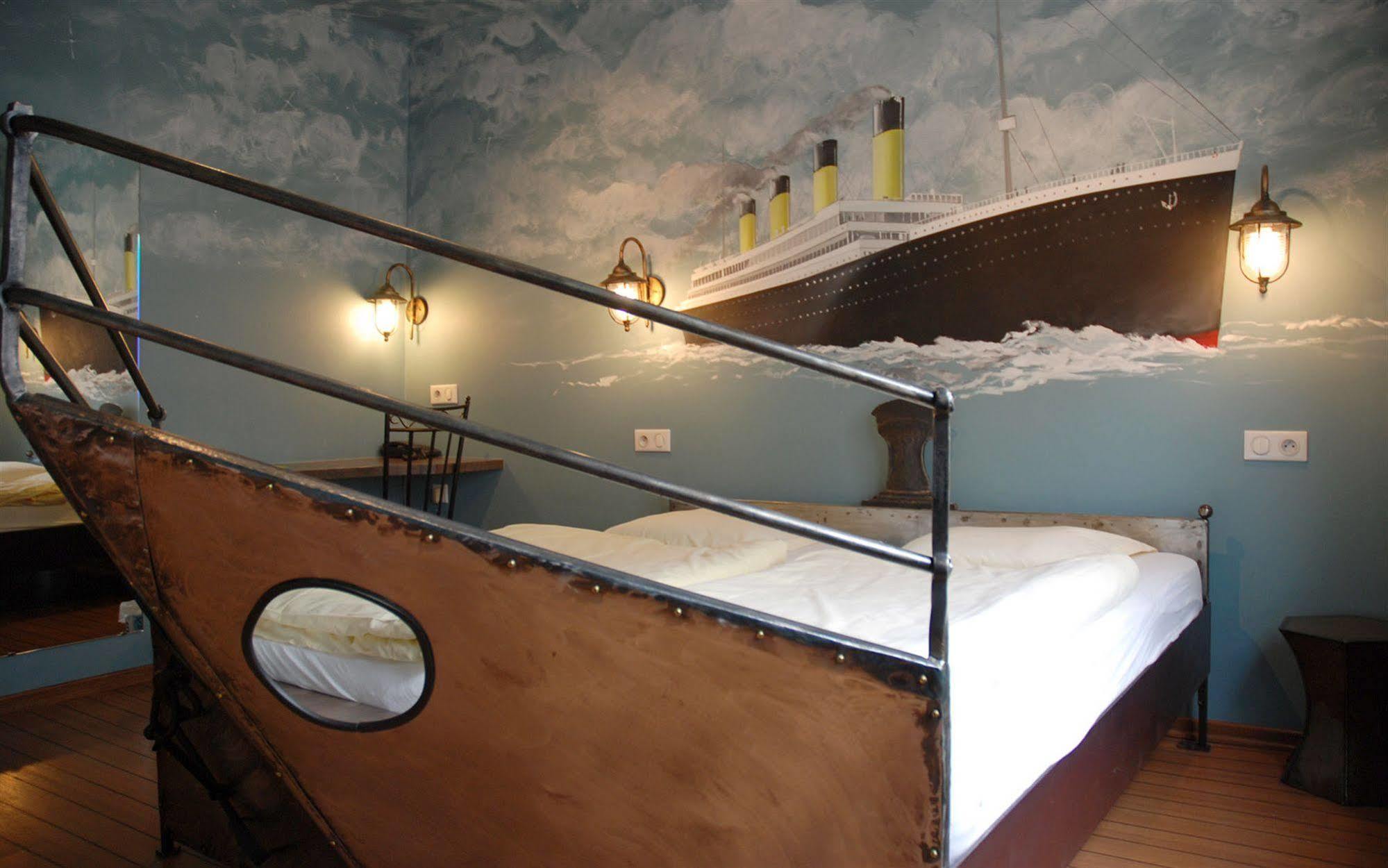 Hotel Champ Alsace Haguenau Exteriör bild